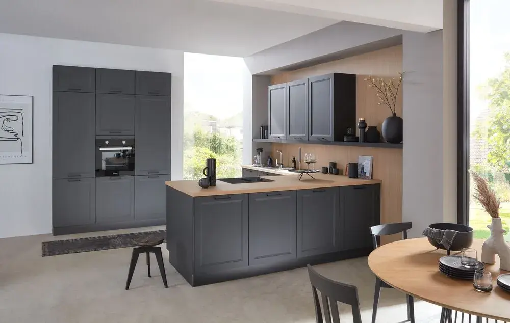 Moderne Landhaus Küche in Graphit